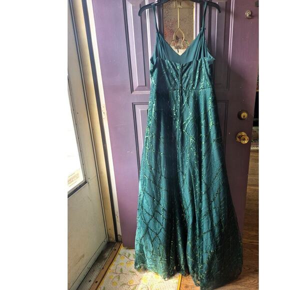 Say Yes To The Prom Emerald Green Pron Formal Dress womens size 14W with Sequins - Picture 4 of 7
